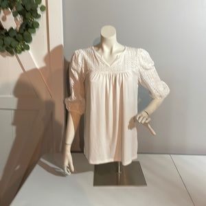 Ladies spring eyelet blouse.  Excellent condition